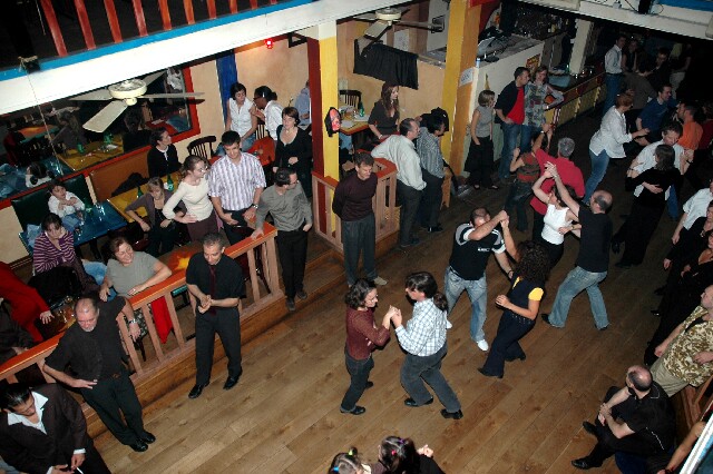 min 2006 10 31 latino 095